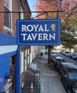 Royal Tavern