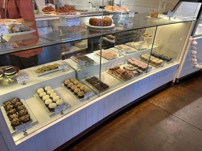 Petunia's Pies & Pastries