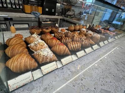 L'Artisane Bakery & Bistro